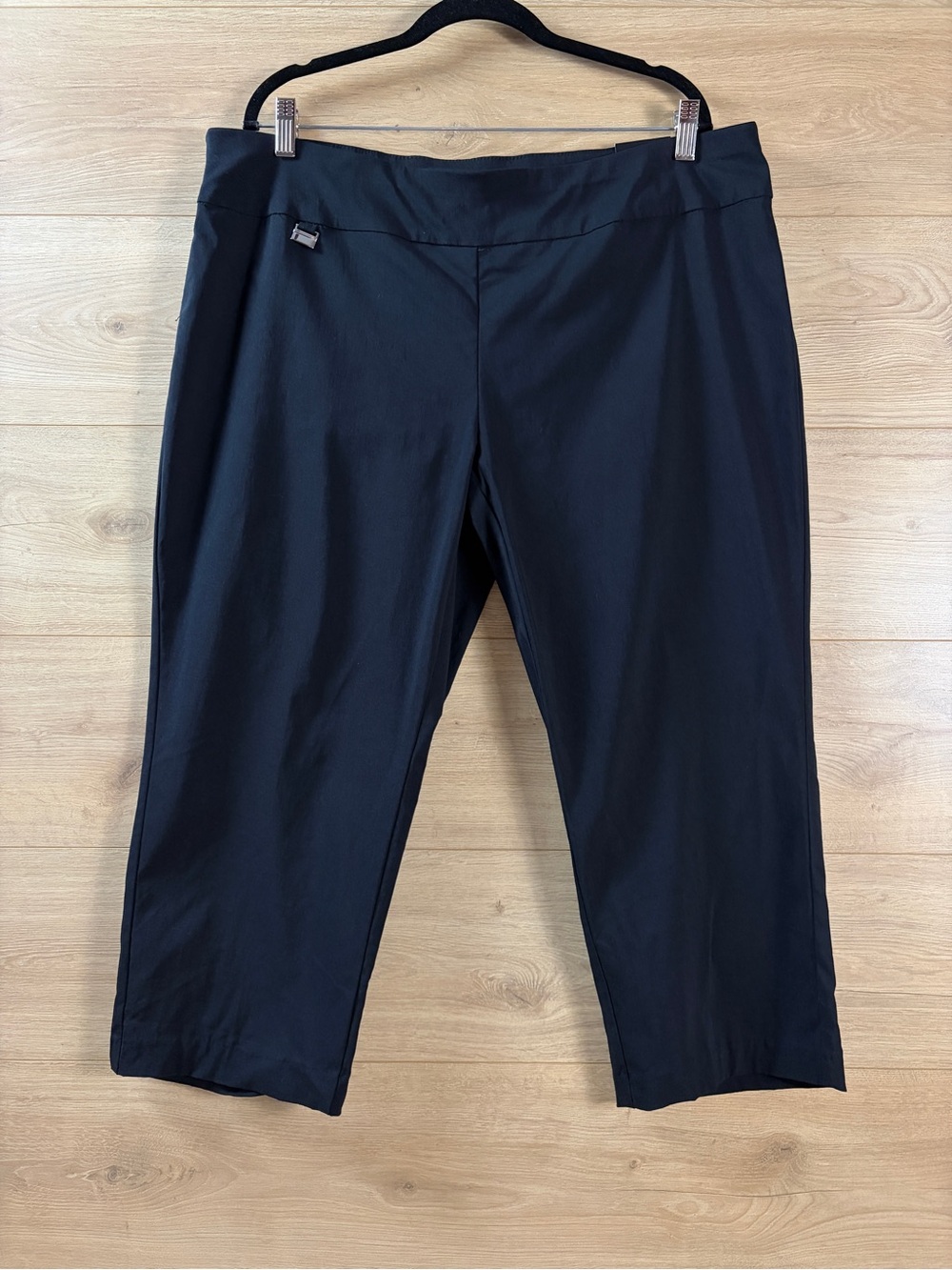 Alfani Plus Size Women's Black Stretch Capris Pants Tummy Control 18W